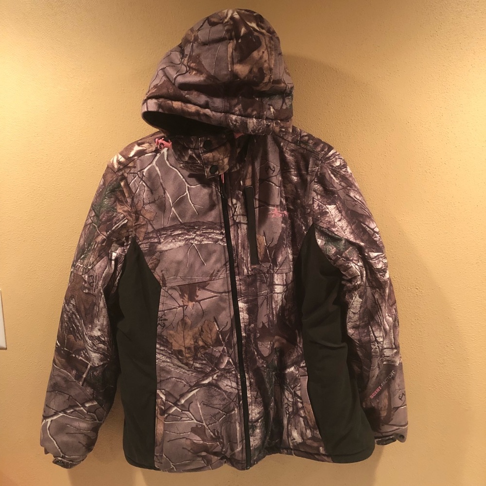 Girls camouflage hunting coat.